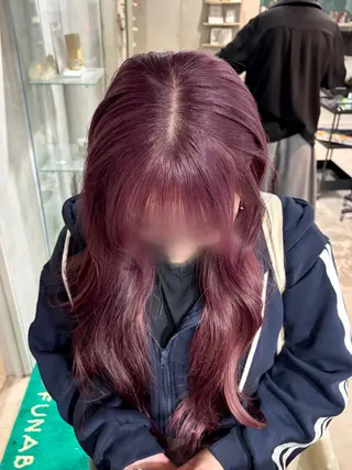 ロング 緑川 佳薫のヘアスタイル