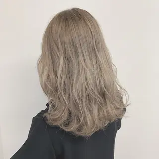 セミロング 松本 聖のヘアスタイル