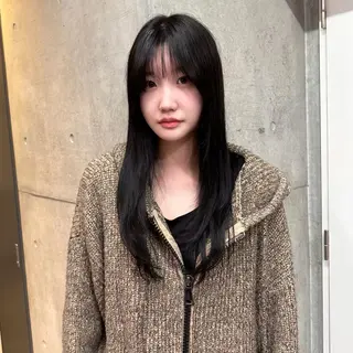 セミロング オシャレ髪✔️ 店長オオキアキヒロのヘアスタイル