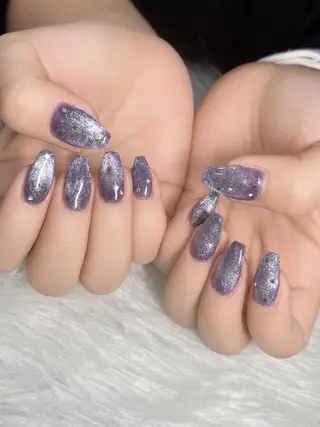 ネイル LAVISH 大和店 emi・:*+のネイルデザイン