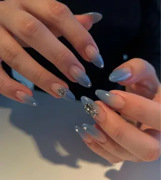 ネイル NiJi Nailsのネイルデザイン