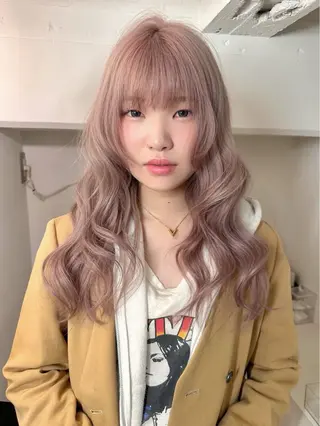 ロング Hana ハイトーン🕯🩰のヘアスタイル