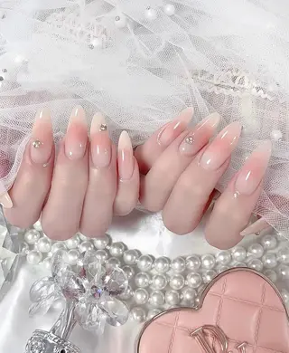 ロング E🌷nail 長さだし専門店のネイルデザイン