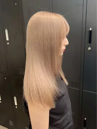 ロング nanami ケアブリーチ/表参道のヘアスタイル