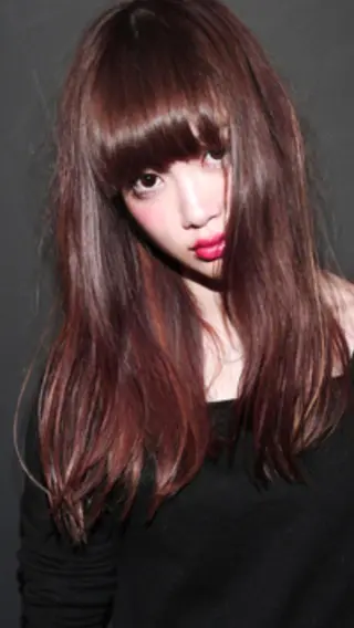 ロング 嶋崎 留美のヘアスタイル