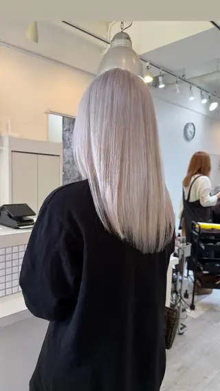 ミディアム andKおもろまち店 艶ダブルカラー✨のヘアスタイル