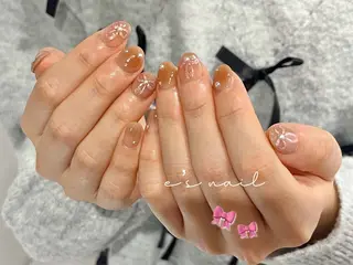 ネイル e’s nail Lumièreのネイルデザイン
