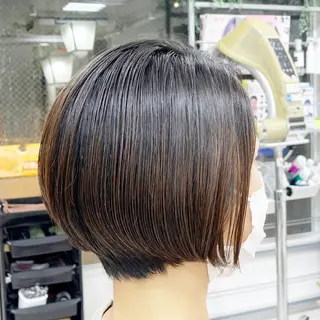 ショート 藤原 亜美🤍のヘアスタイル