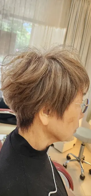 ショート カラー hairmake Juinのヘアスタイル