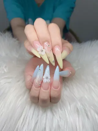 ネイル Lee Nails チップ長さだし専門店のネイルデザイン