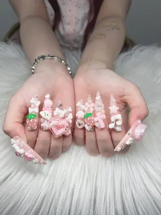 ネイル Lee Nailsのネイルデザイン