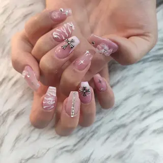 ネイル RUNWAY 　　のネイルデザイン
