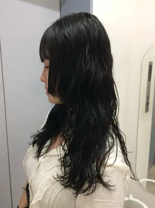 ロング パーマ 杏華レイヤー/ パーマ/ハイトーンのヘアスタイル