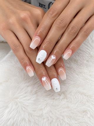 ネイル Nini 🎀のネイルデザイン