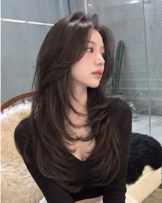 ロング pia 薬院のヘアスタイル