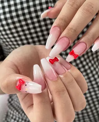 ネイル akina nailsのネイルデザイン