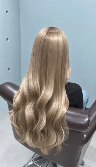 ロング 池袋/カラー特化🎨 ロング料金なし🩵のヘアスタイル