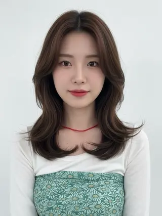 ロング カラー 韓国レイヤーカット 🫧大阪梅田レイヤーのヘアスタイル