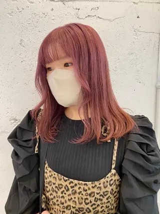 ロング カラー 天神最安値エクステ カラーレイヤーカットのヘアスタイル