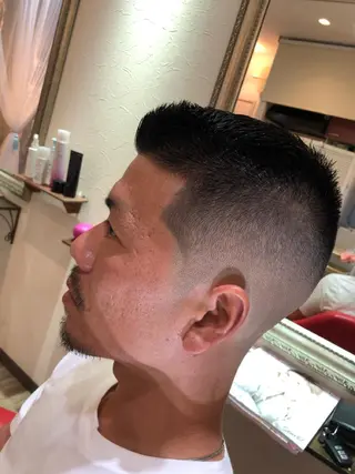 ショート 極川 涼太のヘアスタイル