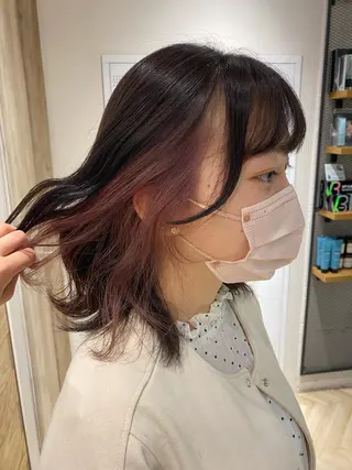 ミディアム 🐩透明感ミルクティ ーピンクニイナ🐩のヘアスタイル
