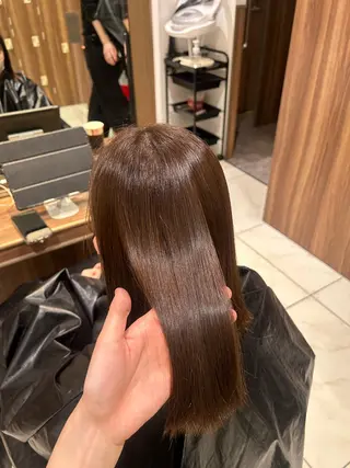 セミロング カラー パーマ リノ🖤艶髪 カラー🖤🇰🇷のヘアスタイル