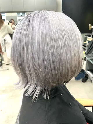 ミディアム カラー インナーカラー 推し ブリーチ  髪質改善のヘアスタイル