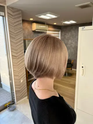 ショート 渡邉 三香子のヘアスタイル