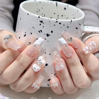 ネイル Queens テイのネイルデザイン
