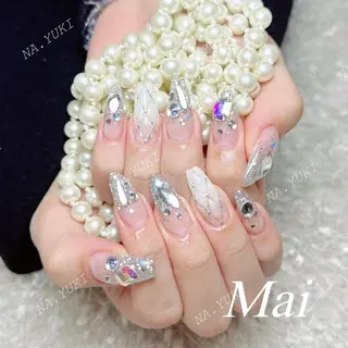 ネイル 🦋 Queenieのネイルデザイン