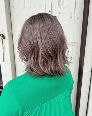 ミディアム カラー 生駒のパーマ達人 FEELけんけんのヘアスタイル