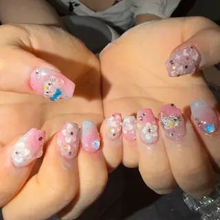 ネイル moi. MANAMIᵕ̈のネイルデザイン