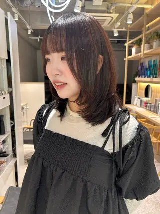 ミディアム カラー ヘアアレンジ トレンドレイヤー カット/mihoのヘアスタイル