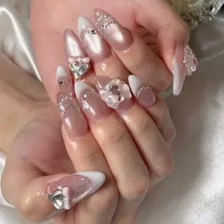 ネイル ルシイ🎀新宿長さ 出しパーツ専門店のネイルデザイン