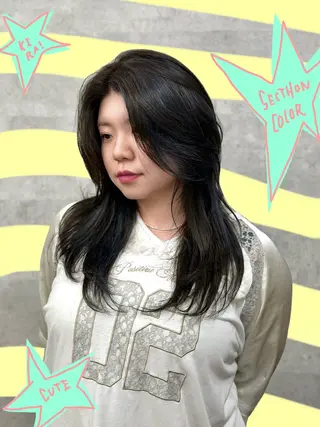 セミロング 楠原 透羽のヘアスタイル