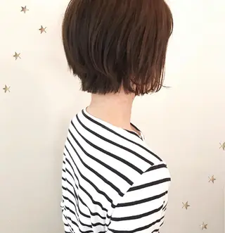 ミディアム カラー 市川 千夏のヘアスタイル