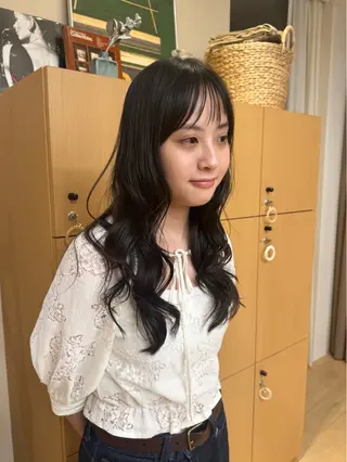 ロング hina 🛋️ブリーチカラーのヘアスタイル