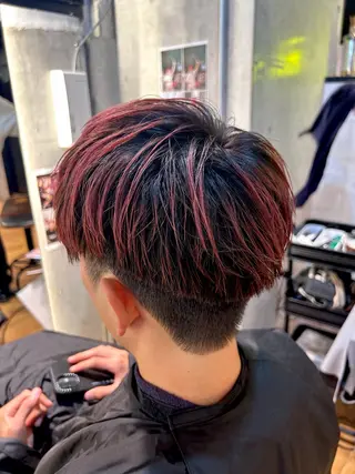 ショート カラー メンズ 岡本 蓮央のヘアスタイル