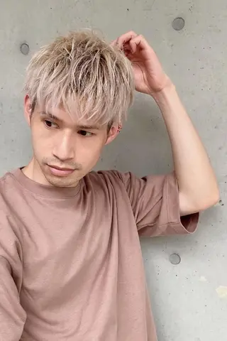 ショート メンズ カラー ヘアアレンジ 透明感/レイヤー 🇰🇷tomonaのヘアスタイル