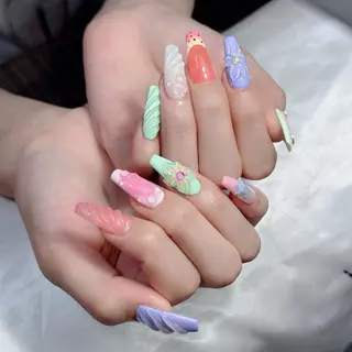 ネイル Lenie Nail Salonのネイルデザイン