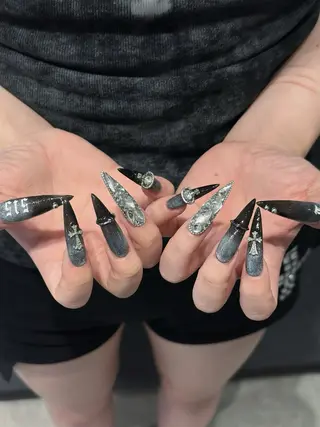 ネイル Eli Muse 新宿ネイルのネイルデザイン