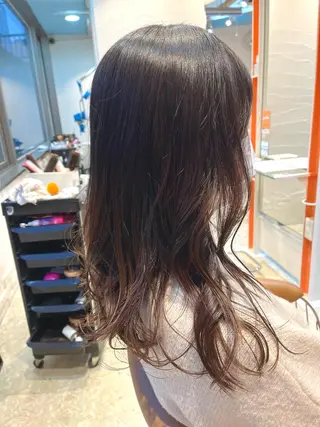 ミディアム うしだ かおるのヘアスタイル