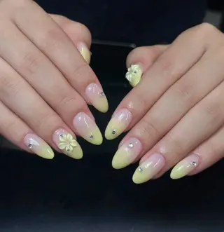 ネイル Iconic Nailのネイルデザイン