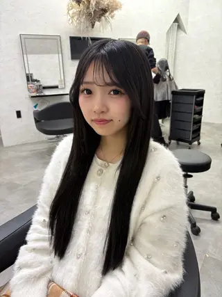 天神最安値エクステ カラーレイヤーカットのヘアスタイル