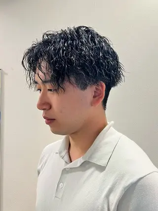 メンズ メンズカラー ハイトーン/虹歩のヘアスタイル