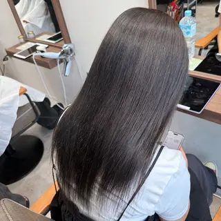 セミロング ルナ🫐縮毛矯正 🫐髪質改善のヘアスタイル