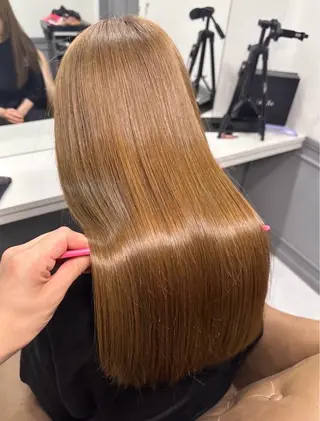 ロング カラー 🎀tomoka🎀 髪質改善/ハイトーンのヘアスタイル