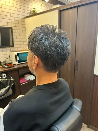 ショート パーマ メンズ 林 聖也のヘアスタイル