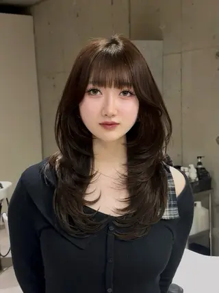 ミディアム カラー 🩵福岡ブリーチなし レイヤー/紫音🩵のヘアスタイル