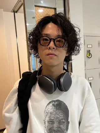 メンズ パーマ Luisハイライト　 喜連瓜破、髪質改善のヘアスタイル